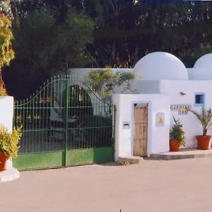 Camping Camping Albergue Tau, San José